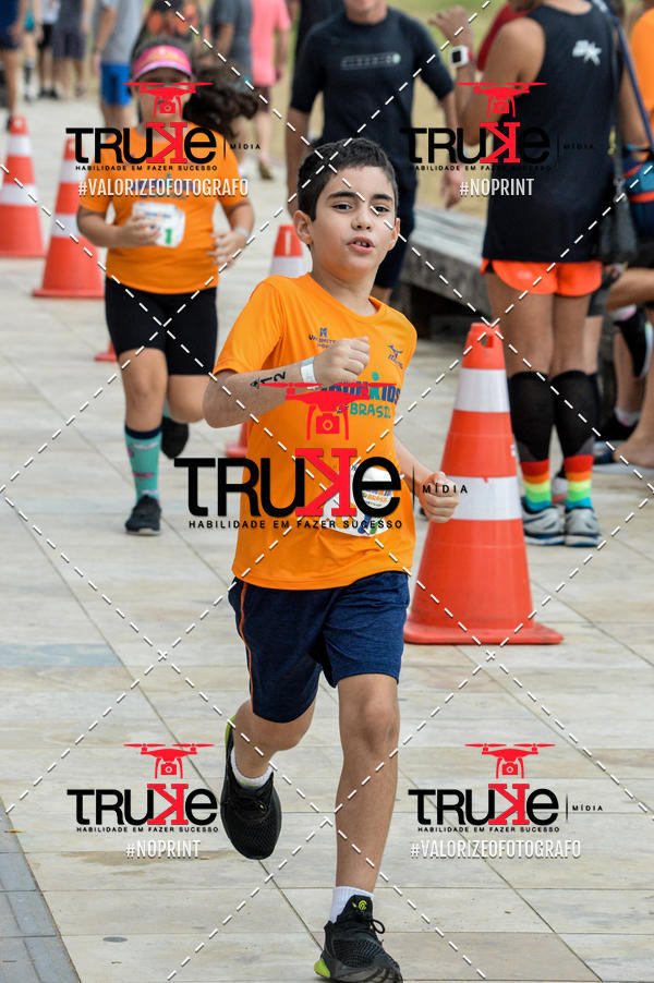 Buy your photos of the eventIronMan 70.3  Fortaleza Kids on Fotop