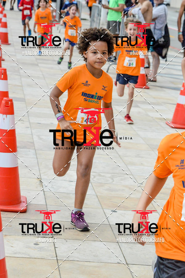 Buy your photos of the eventIronMan 70.3  Fortaleza Kids on Fotop