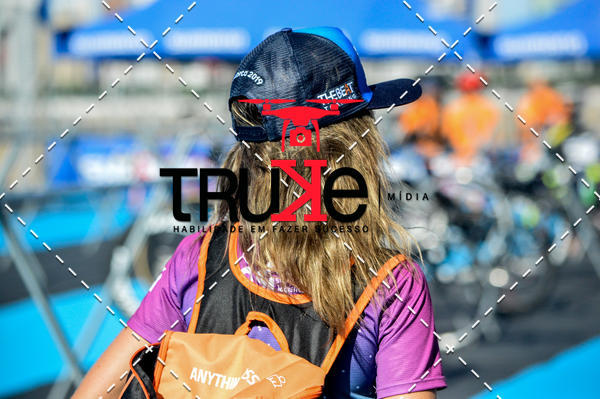 Compra tus fotos del eventoBike Check in IronMan 70.3  Fortaleza En Fotop