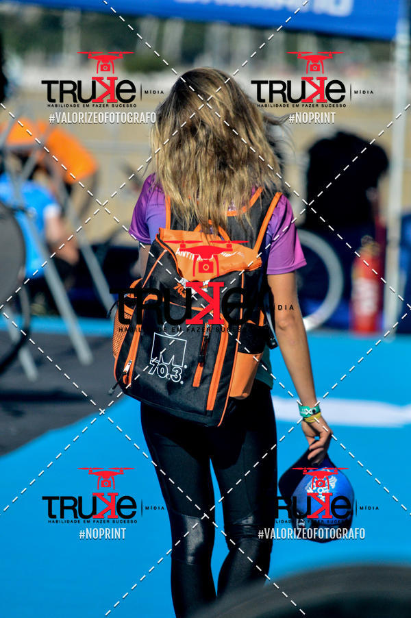 Compra tus fotos del eventoBike Check in IronMan 70.3  Fortaleza En Fotop