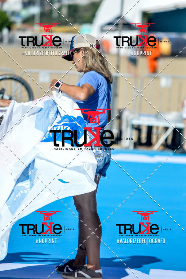 Compra tus fotos del eventoBike Check in IronMan 70.3  Fortaleza En Fotop