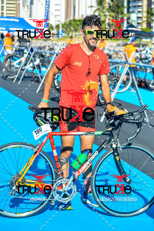 Compra tus fotos del eventoBike Check in IronMan 70.3  Fortaleza En Fotop