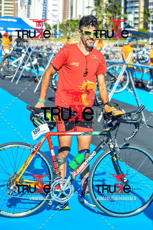 Compra tus fotos del eventoBike Check in IronMan 70.3  Fortaleza En Fotop