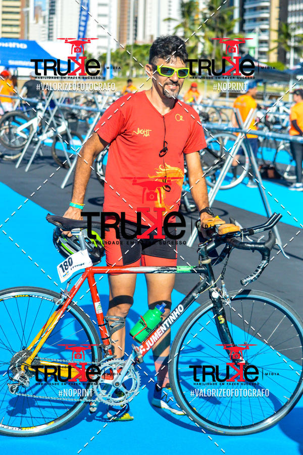 Compra tus fotos del eventoBike Check in IronMan 70.3  Fortaleza En Fotop