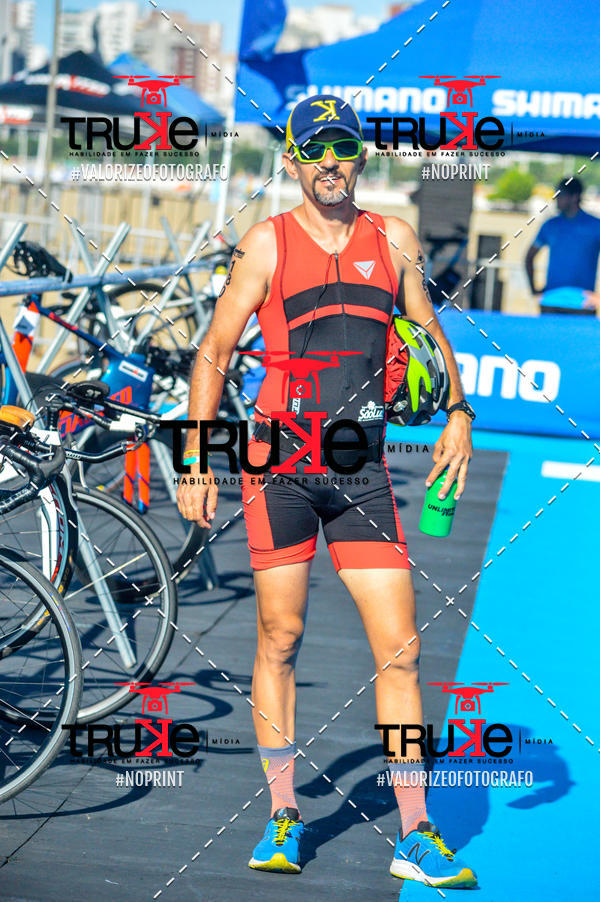Compra tus fotos del eventoBike Check in IronMan 70.3  Fortaleza En Fotop