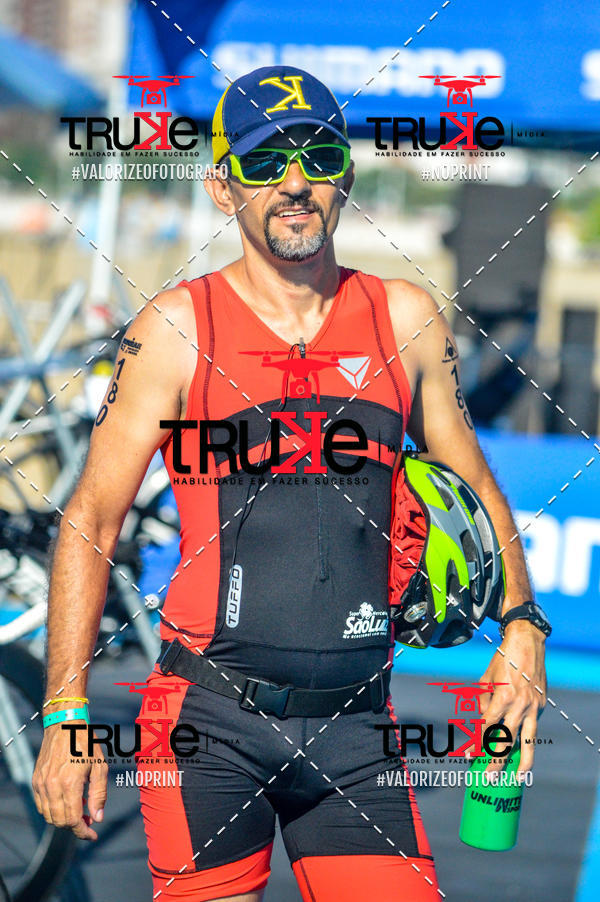 Buy your photos of the eventBike Check in IronMan 70.3  Fortaleza on Fotop