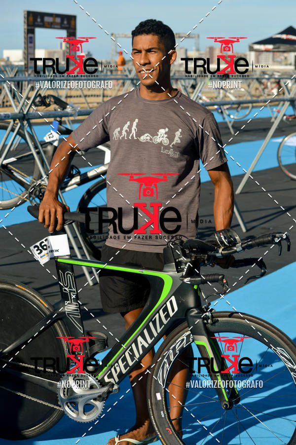 Buy your photos of the eventBike Check in IronMan 70.3  Fortaleza on Fotop