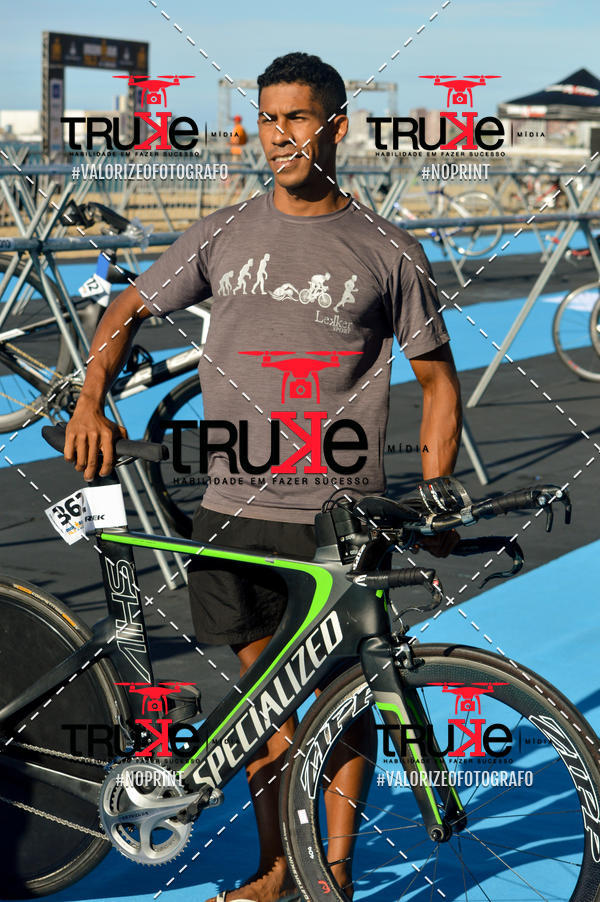 Buy your photos of the eventBike Check in IronMan 70.3  Fortaleza on Fotop