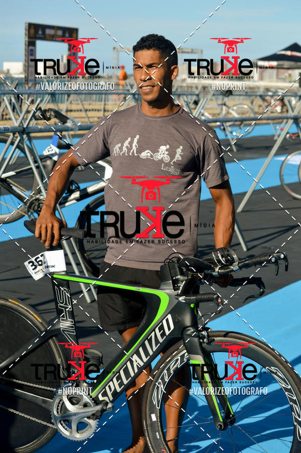 Buy your photos of the eventBike Check in IronMan 70.3  Fortaleza on Fotop