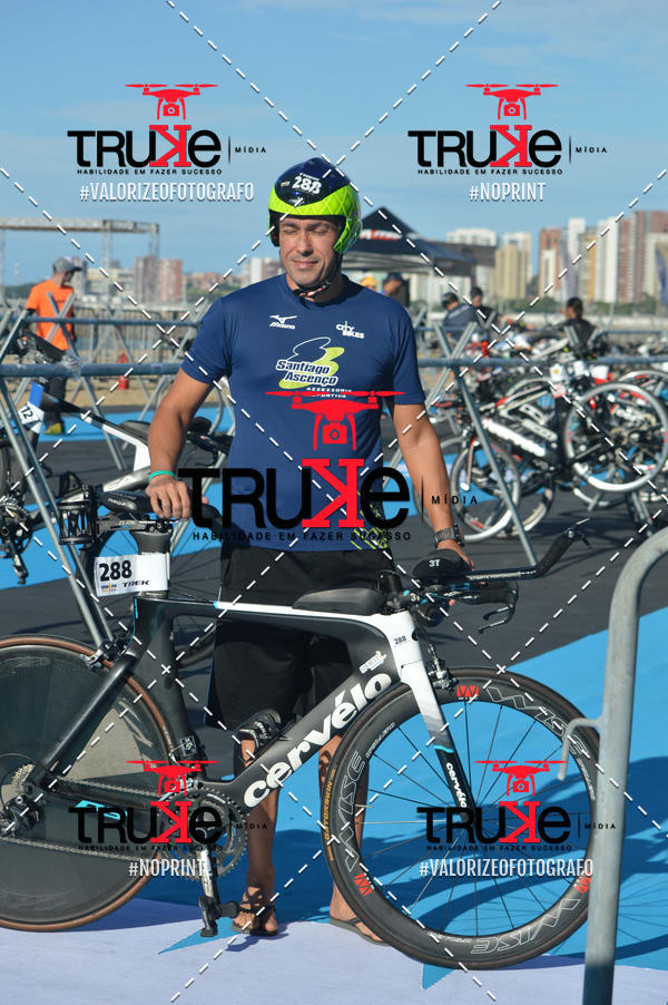 Buy your photos of the eventBike Check in IronMan 70.3  Fortaleza on Fotop