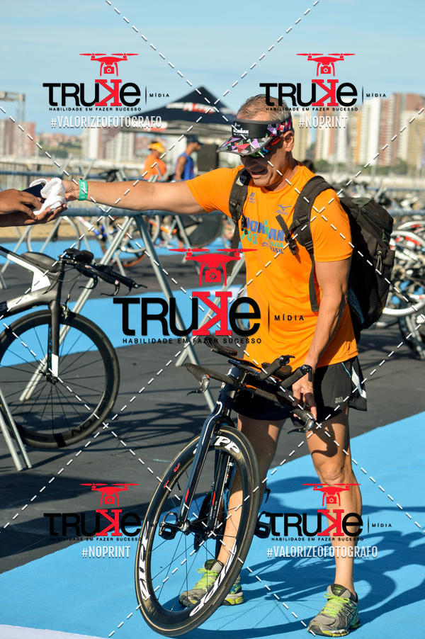 Buy your photos of the eventBike Check in IronMan 70.3  Fortaleza on Fotop
