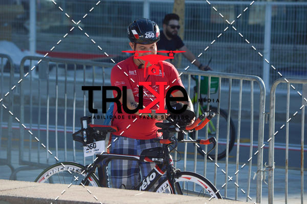 Buy your photos of the eventBike Check in IronMan 70.3  Fortaleza on Fotop