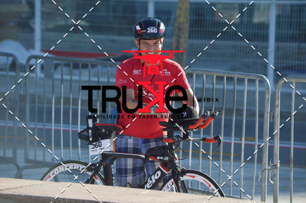 Buy your photos of the eventBike Check in IronMan 70.3  Fortaleza on Fotop