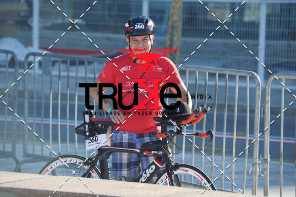 Buy your photos of the eventBike Check in IronMan 70.3  Fortaleza on Fotop