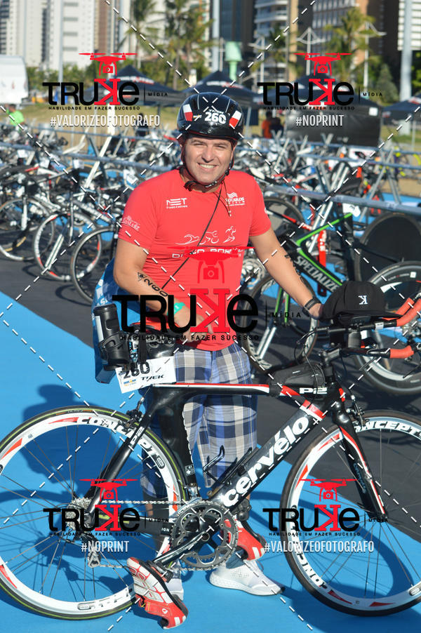 Buy your photos of the eventBike Check in IronMan 70.3  Fortaleza on Fotop