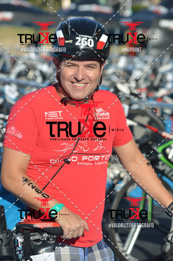 Buy your photos of the eventBike Check in IronMan 70.3  Fortaleza on Fotop