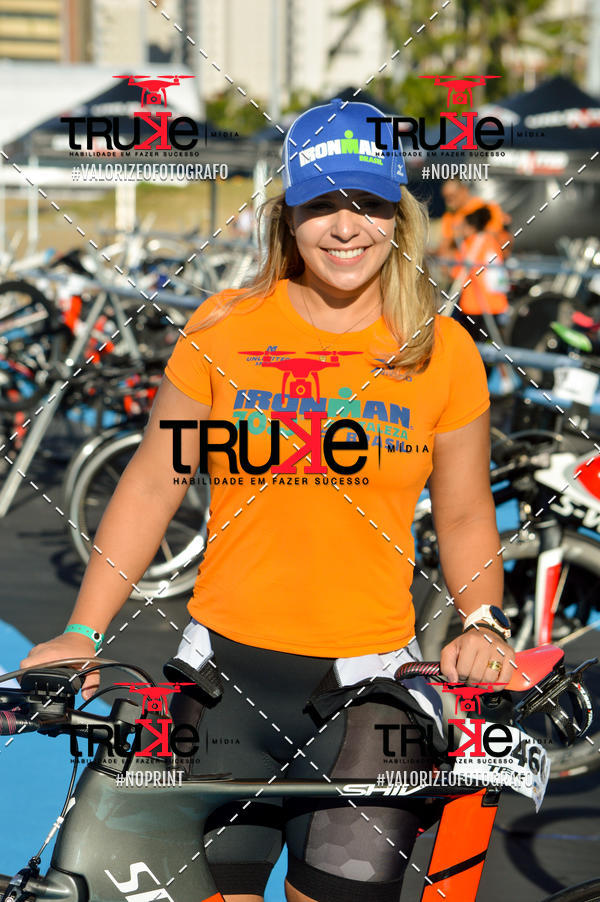 Buy your photos of the eventBike Check in IronMan 70.3  Fortaleza on Fotop