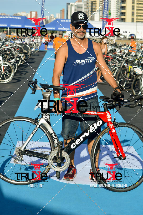 Buy your photos of the eventBike Check in IronMan 70.3  Fortaleza on Fotop