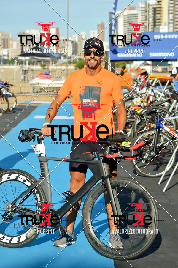 Buy your photos of the eventBike Check in IronMan 70.3  Fortaleza on Fotop