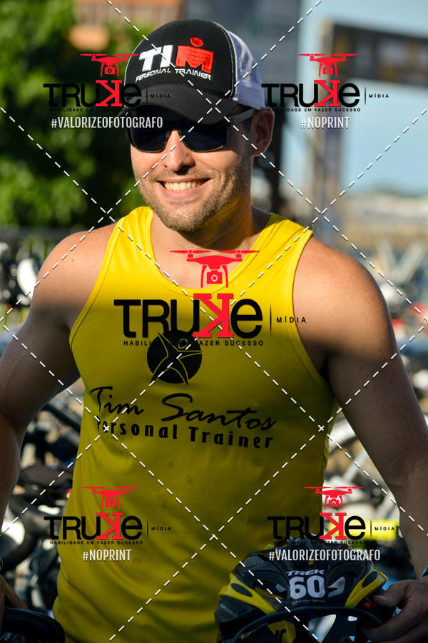 Buy your photos of the eventBike Check in IronMan 70.3  Fortaleza on Fotop