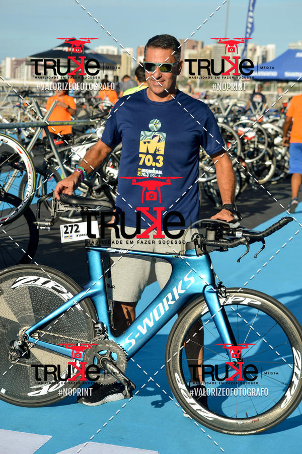 Buy your photos of the eventBike Check in IronMan 70.3  Fortaleza on Fotop