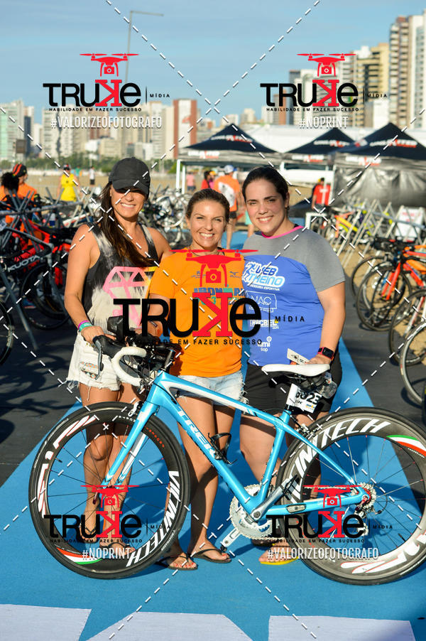 Buy your photos of the eventBike Check in IronMan 70.3  Fortaleza on Fotop