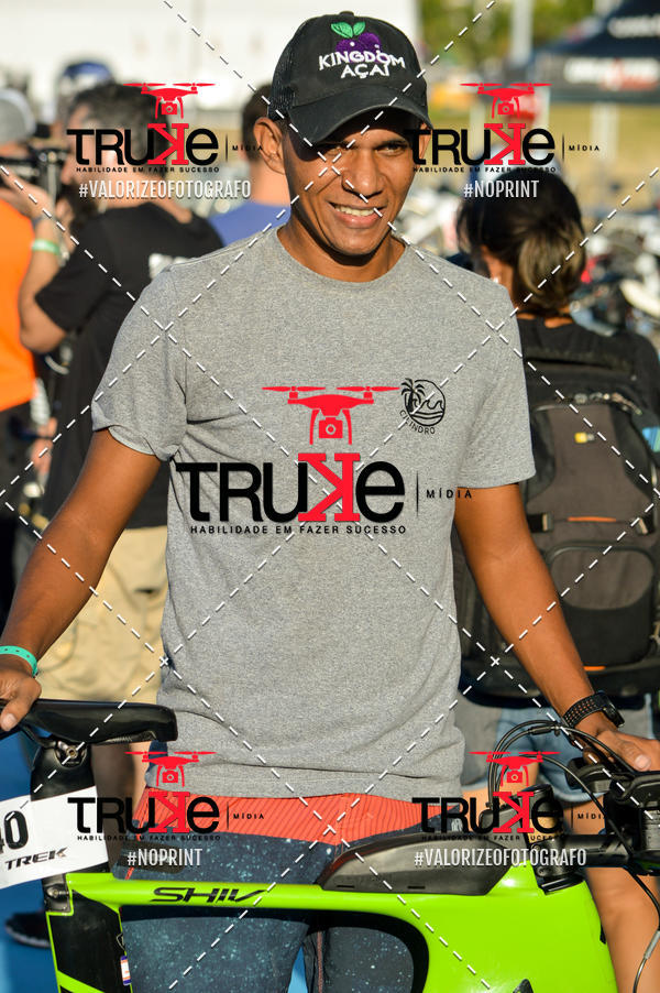 Buy your photos of the eventBike Check in IronMan 70.3  Fortaleza on Fotop