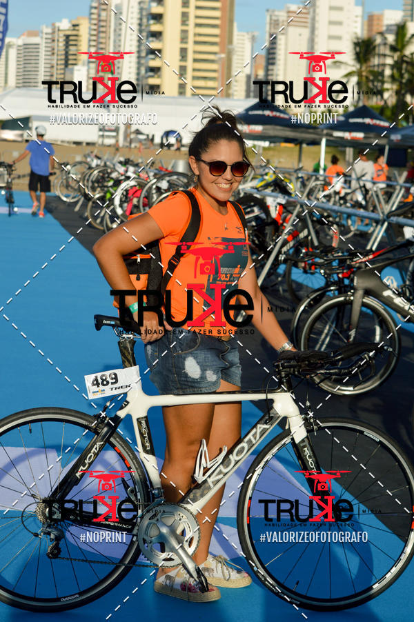 Buy your photos of the eventBike Check in IronMan 70.3  Fortaleza on Fotop