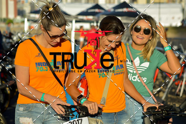 Buy your photos of the eventBike Check in IronMan 70.3  Fortaleza on Fotop