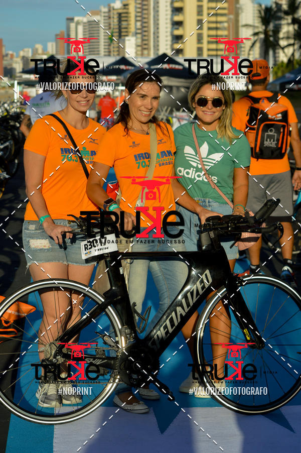 Buy your photos of the eventBike Check in IronMan 70.3  Fortaleza on Fotop