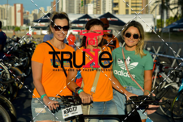 Buy your photos of the eventBike Check in IronMan 70.3  Fortaleza on Fotop