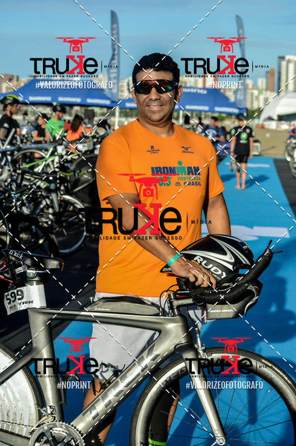 Buy your photos of the eventBike Check in IronMan 70.3  Fortaleza on Fotop