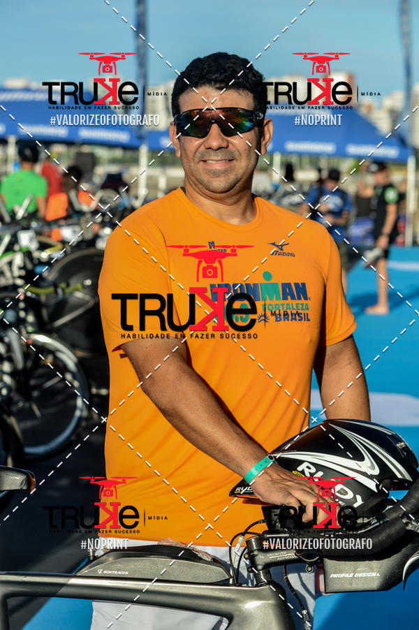 Buy your photos of the eventBike Check in IronMan 70.3  Fortaleza on Fotop