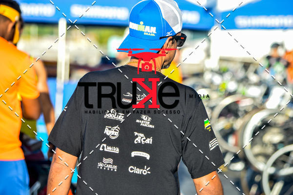 Buy your photos of the eventBike Check in IronMan 70.3  Fortaleza on Fotop