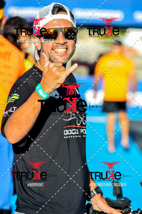 Buy your photos of the eventBike Check in IronMan 70.3  Fortaleza on Fotop
