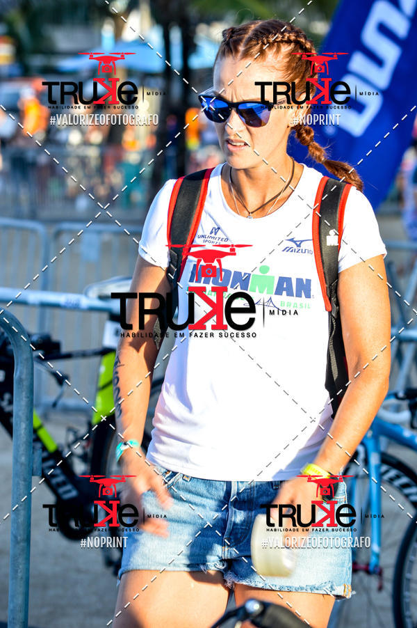 Buy your photos of the eventBike Check in IronMan 70.3  Fortaleza on Fotop