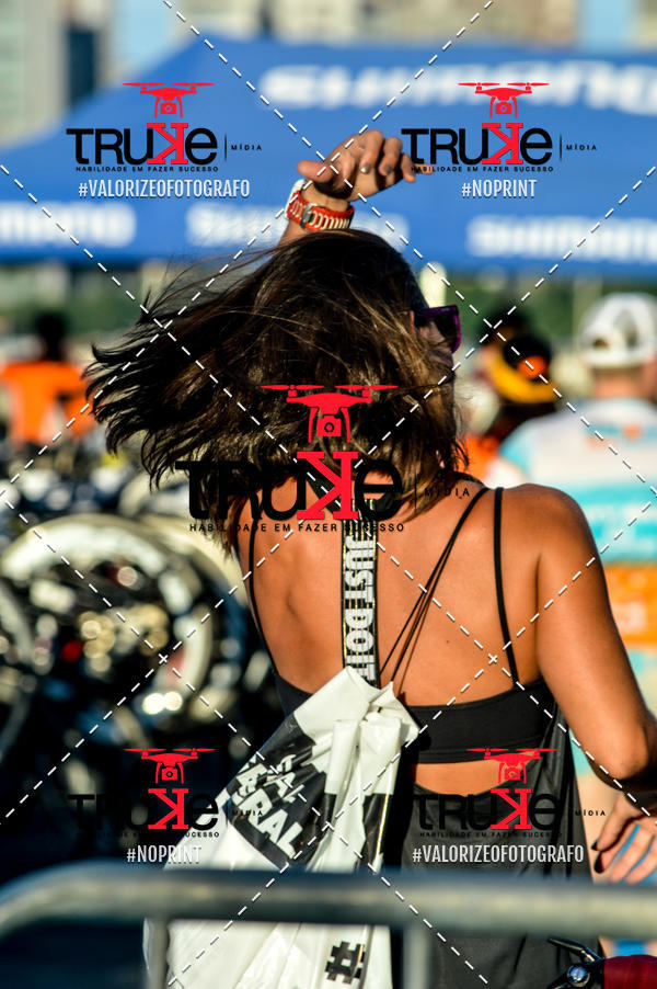 Buy your photos of the eventBike Check in IronMan 70.3  Fortaleza on Fotop