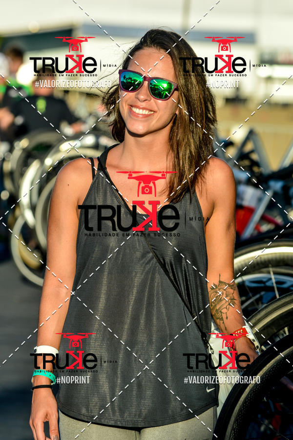 Buy your photos of the eventBike Check in IronMan 70.3  Fortaleza on Fotop