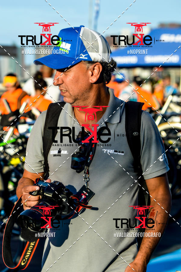 Buy your photos of the eventBike Check in IronMan 70.3  Fortaleza on Fotop