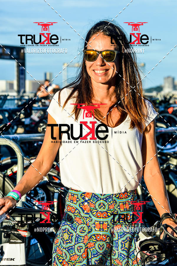 Buy your photos of the eventBike Check in IronMan 70.3  Fortaleza on Fotop