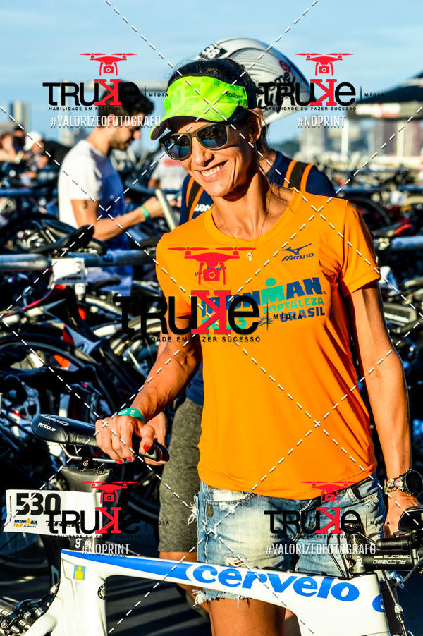 Buy your photos of the eventBike Check in IronMan 70.3  Fortaleza on Fotop