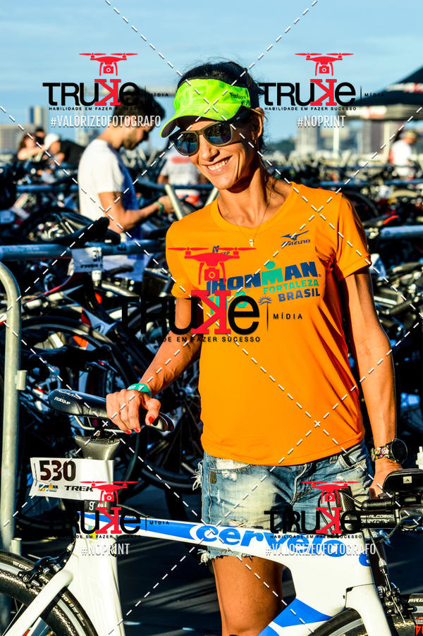 Buy your photos of the eventBike Check in IronMan 70.3  Fortaleza on Fotop