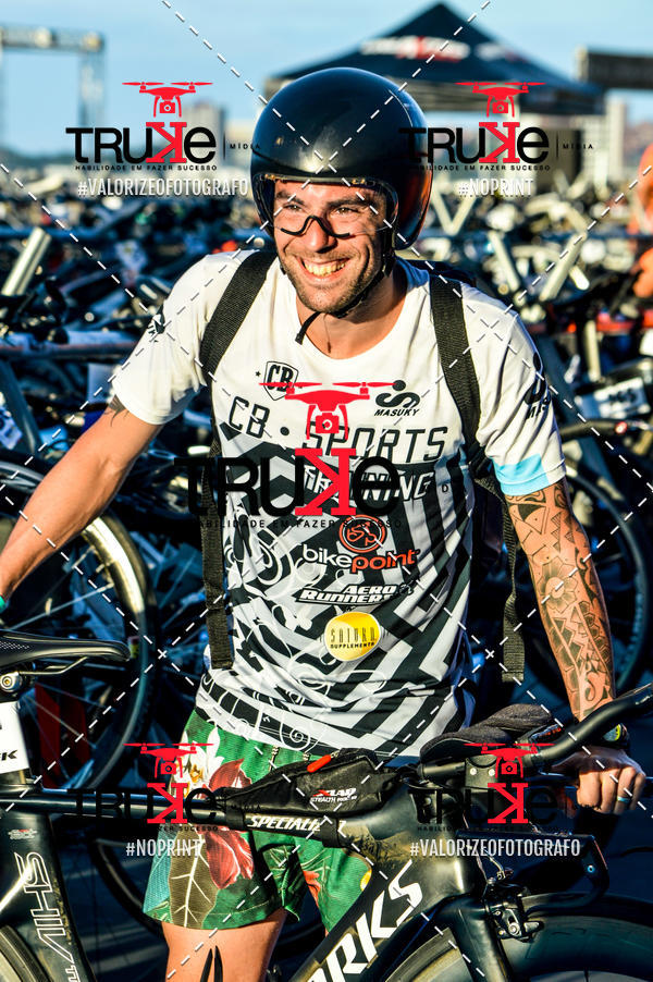 Buy your photos of the eventBike Check in IronMan 70.3  Fortaleza on Fotop