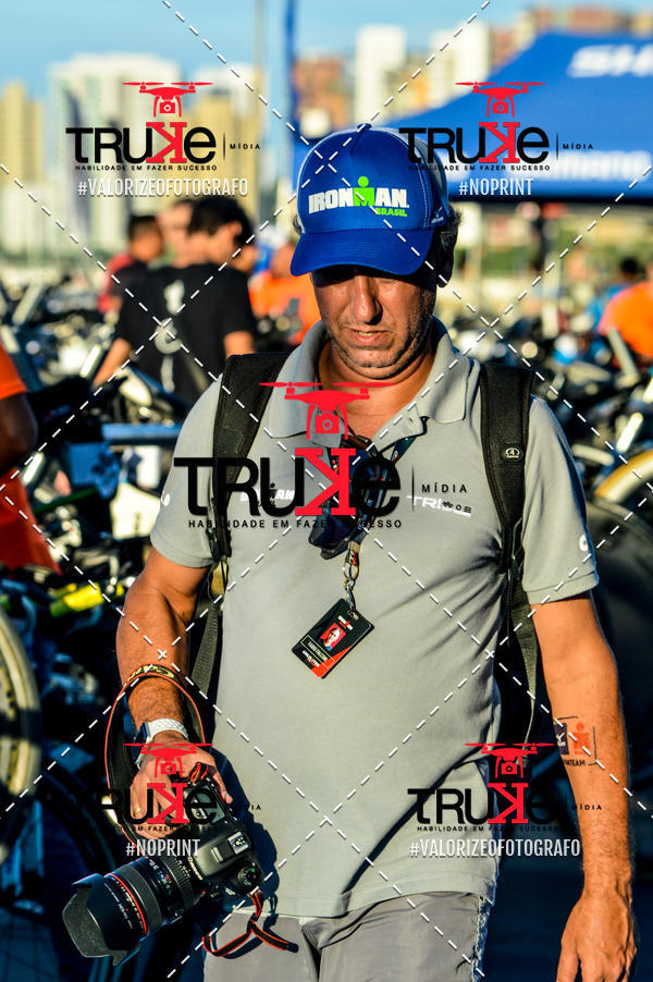 Buy your photos of the eventBike Check in IronMan 70.3  Fortaleza on Fotop
