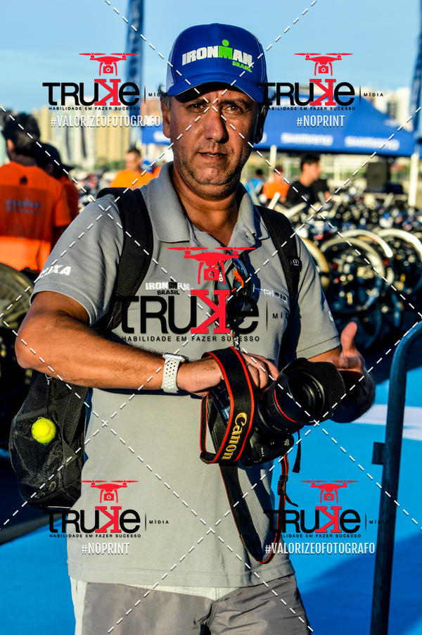 Buy your photos of the eventBike Check in IronMan 70.3  Fortaleza on Fotop