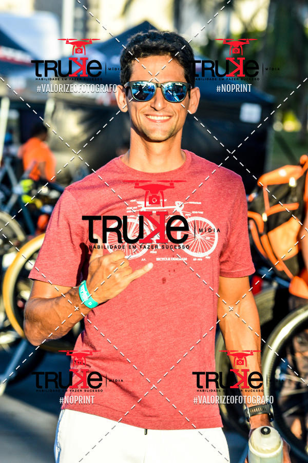 Buy your photos of the eventBike Check in IronMan 70.3  Fortaleza on Fotop