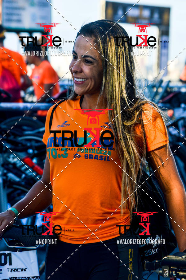 Buy your photos of the eventBike Check in IronMan 70.3  Fortaleza on Fotop