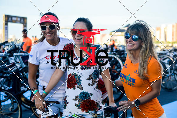 Buy your photos of the eventBike Check in IronMan 70.3  Fortaleza on Fotop