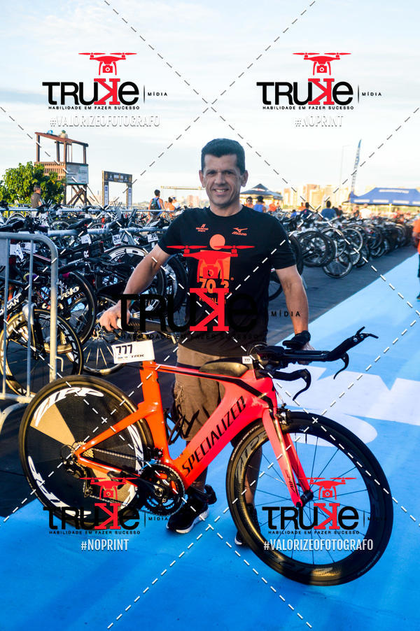 Buy your photos of the eventBike Check in IronMan 70.3  Fortaleza on Fotop