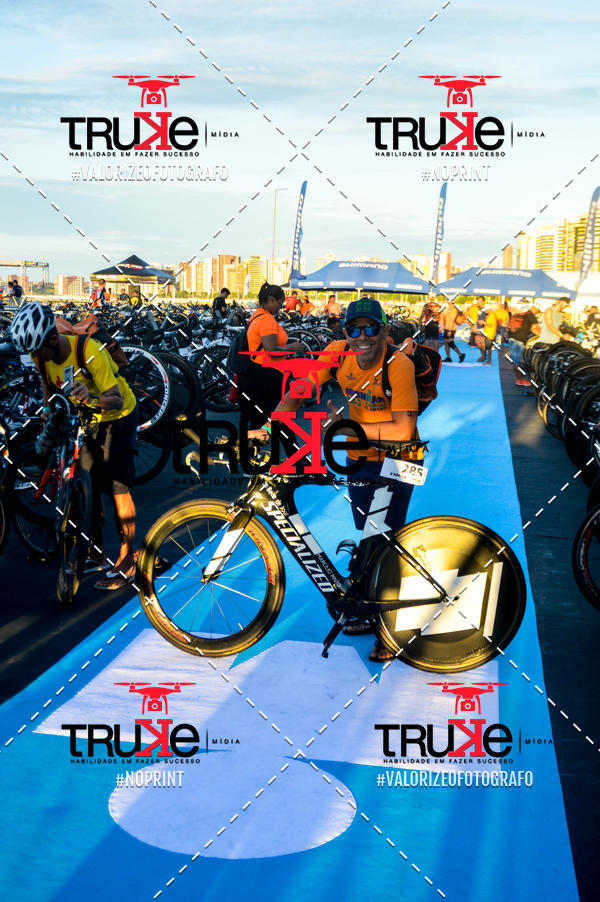 Buy your photos of the eventBike Check in IronMan 70.3  Fortaleza on Fotop